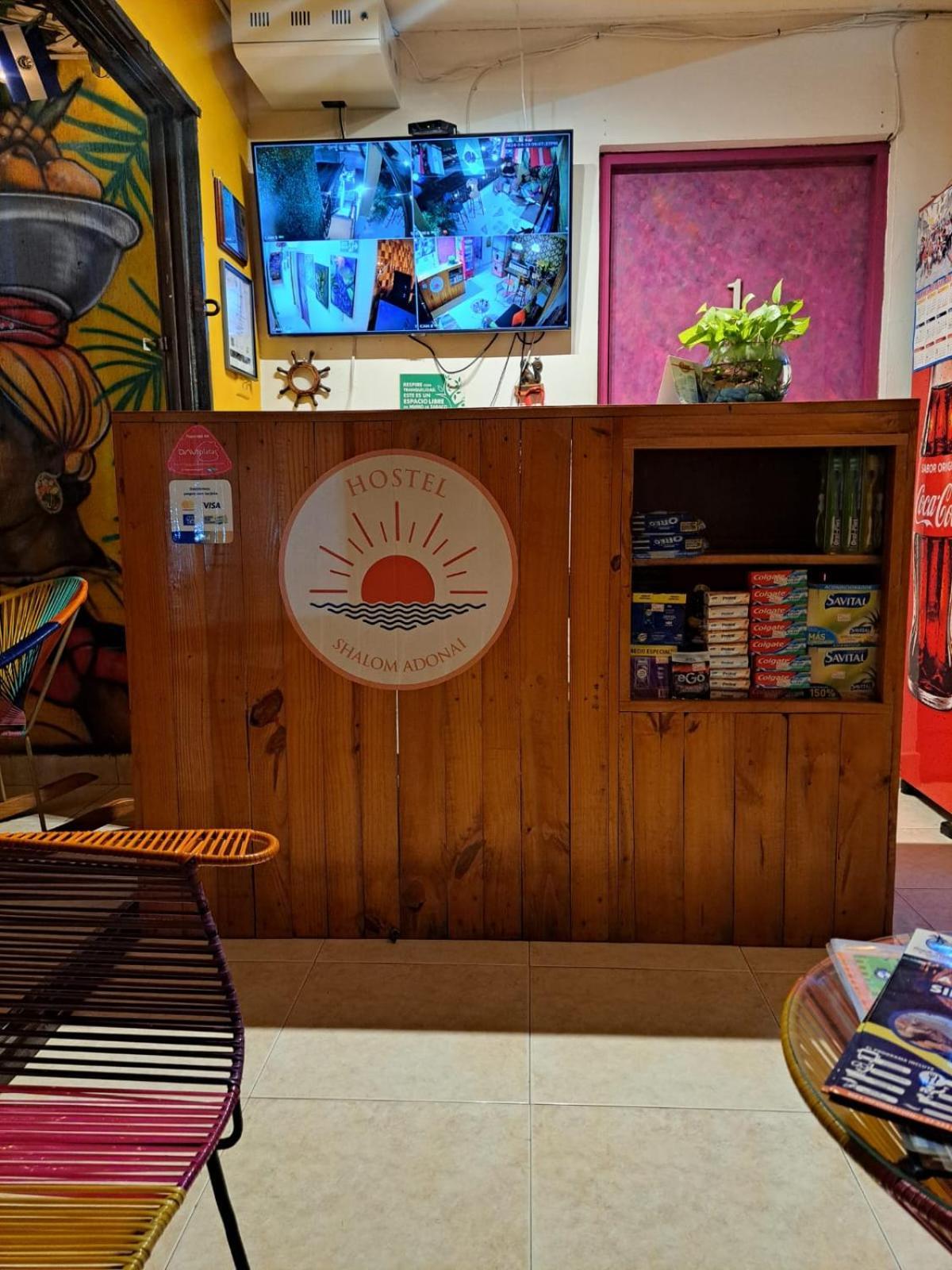 Hostel Shalom Adonai Cartagena Eksteriør bilde