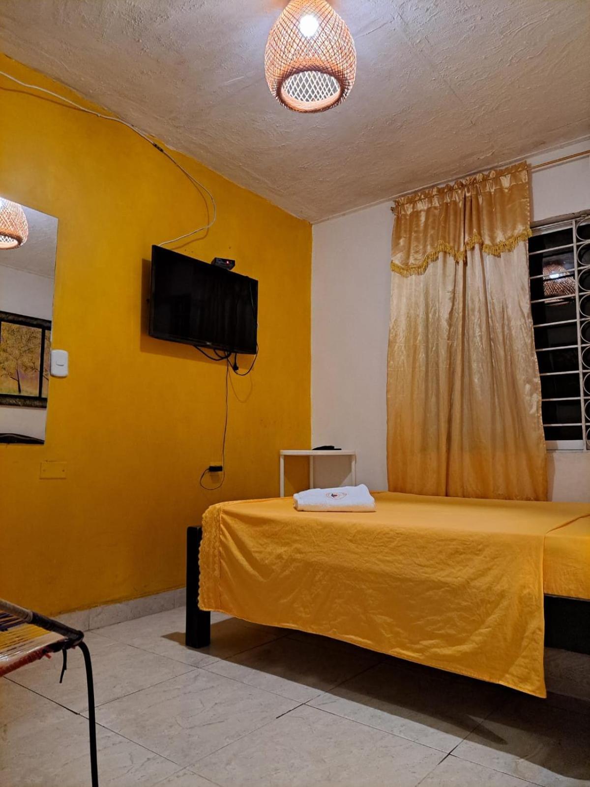 Hostel Shalom Adonai Cartagena Eksteriør bilde