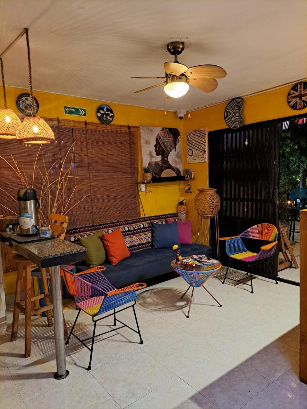 Hostel Shalom Adonai Cartagena Eksteriør bilde