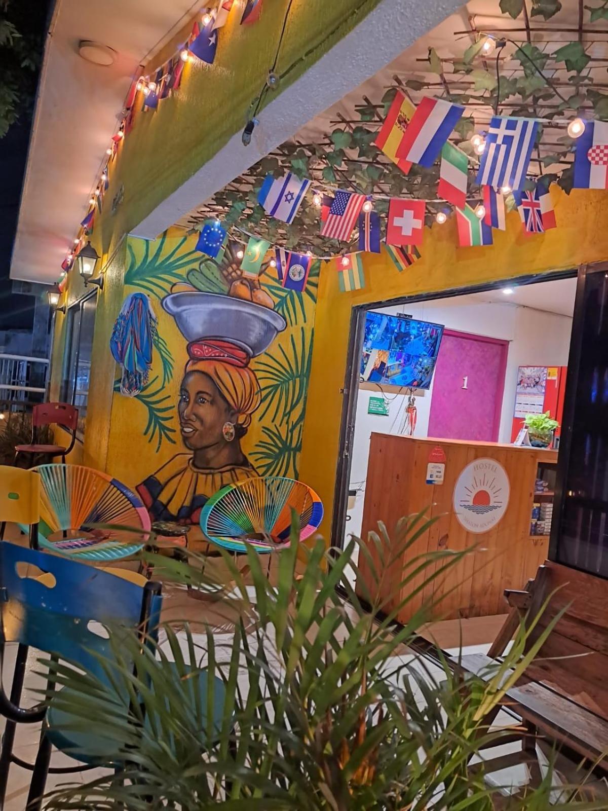 Hostel Shalom Adonai Cartagena Eksteriør bilde