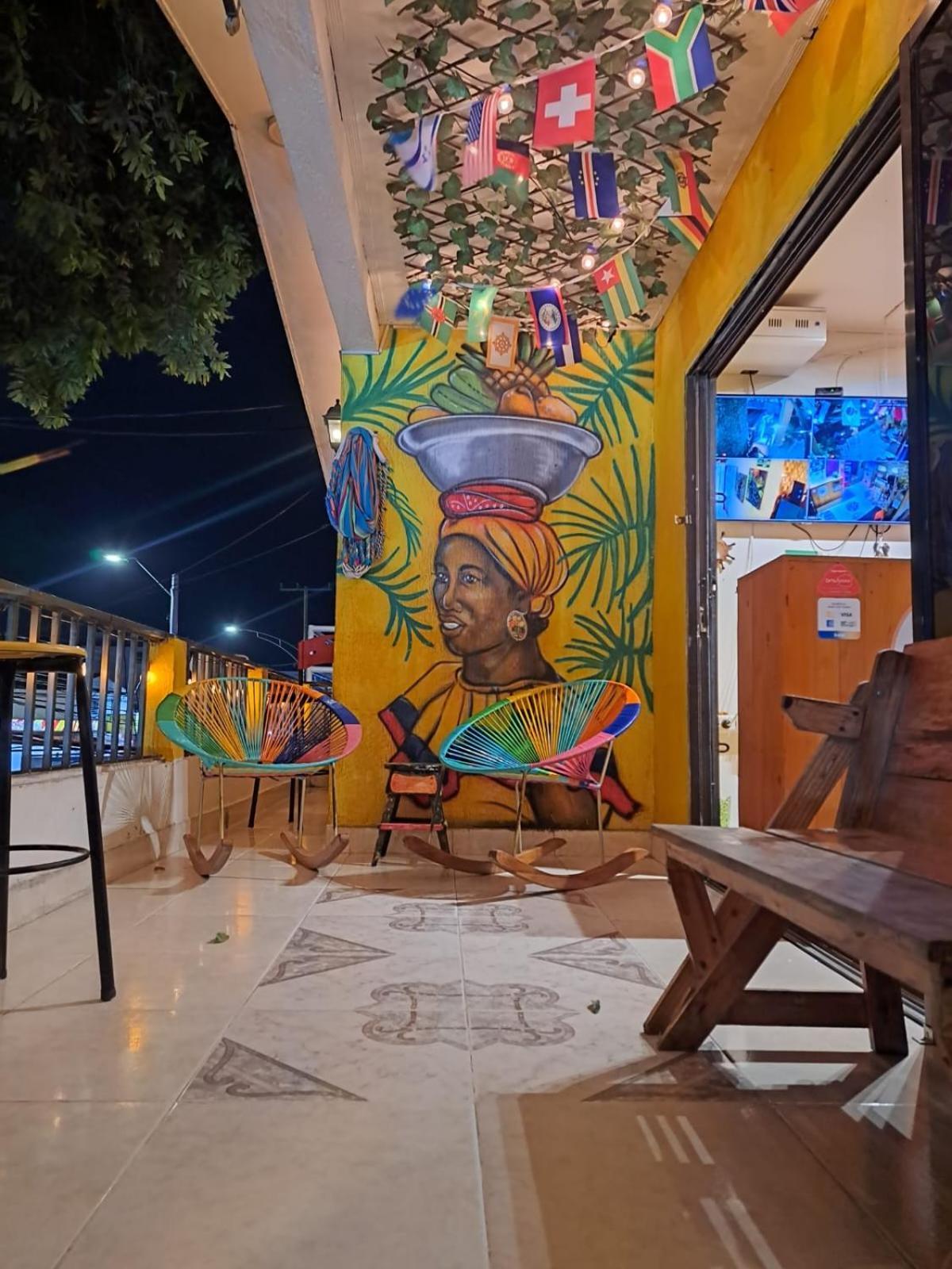 Hostel Shalom Adonai Cartagena Eksteriør bilde