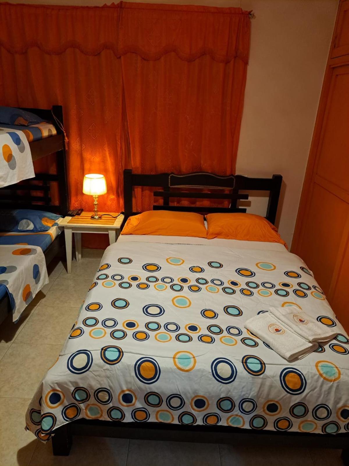 Hostel Shalom Adonai Cartagena Eksteriør bilde